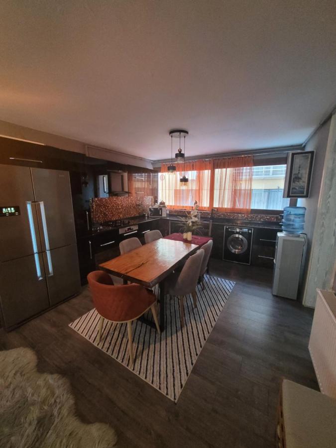 Hayat Apartman Apartment İzmir Ngoại thất bức ảnh